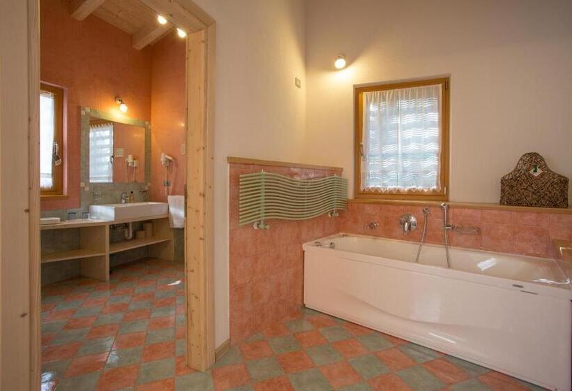 Люкс, Castelir Suite