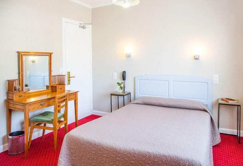 スタンダードルーム, Hostellerie De La Roseraie