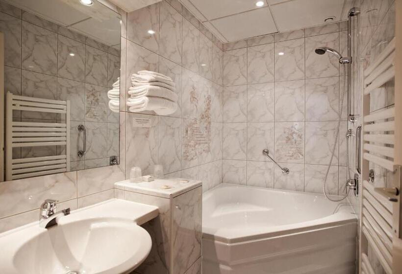 标准单人间, Logis Hôtel & Restaurant Arcombelle