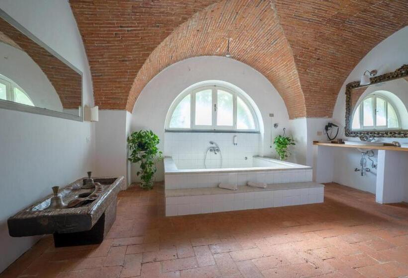 Апартаменты 2 Спальни, Villa Sermolli