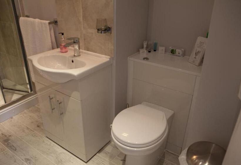 اتاق استاندارد با چشم‌انداز باغ, Fern Lodge Guesthouse