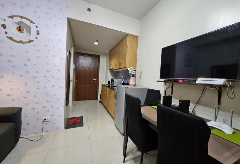آپارتمان 1 خوابه با چشم‌انداز استخر, Gt Staycation Shell Residences