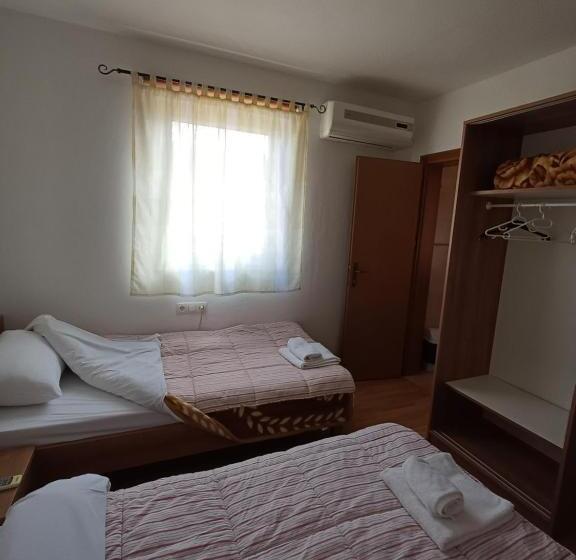 اتاق استاندارد, Villa Ana