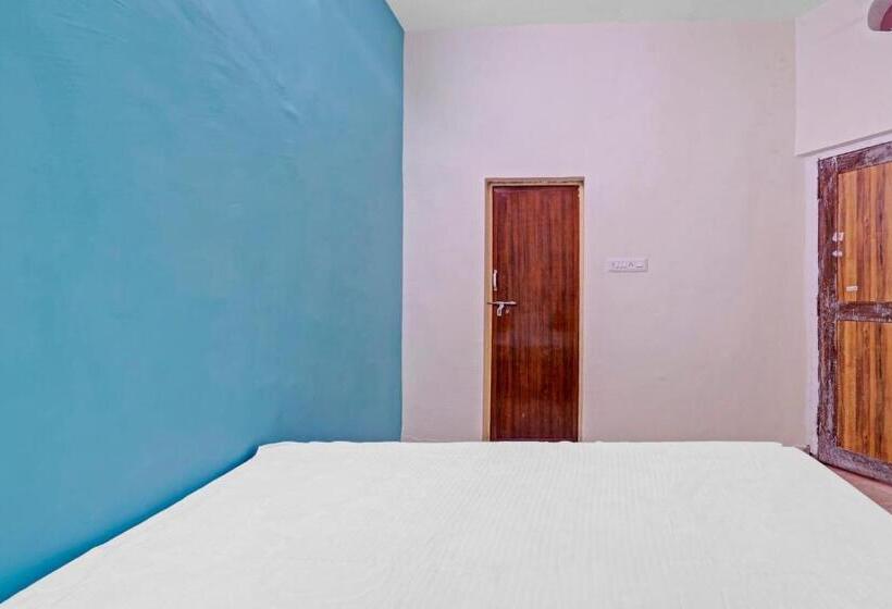 Трехместный Номер Классика, Collection O Hotel Dream Connect