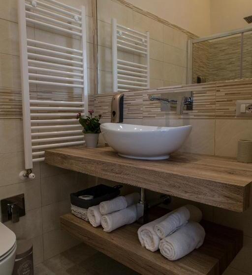 Номер Стандарт, Bed And Breakfast Port Inn   Free Transport B&b To Cruise Ship