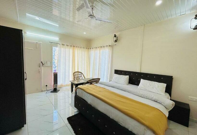 带大床的标准间, In Apple Estate Kanatal   Himalayan View Resort With Courteous Staff