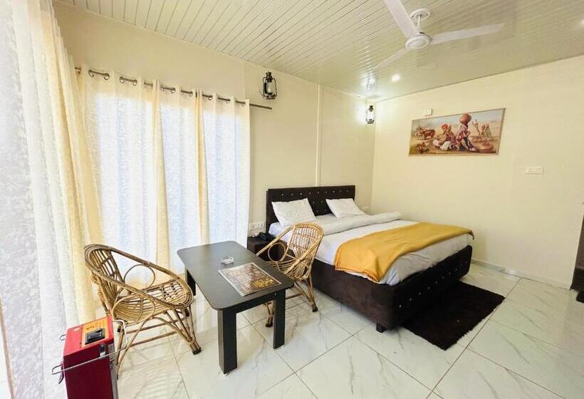 带大床的标准间, In Apple Estate Kanatal   Himalayan View Resort With Courteous Staff