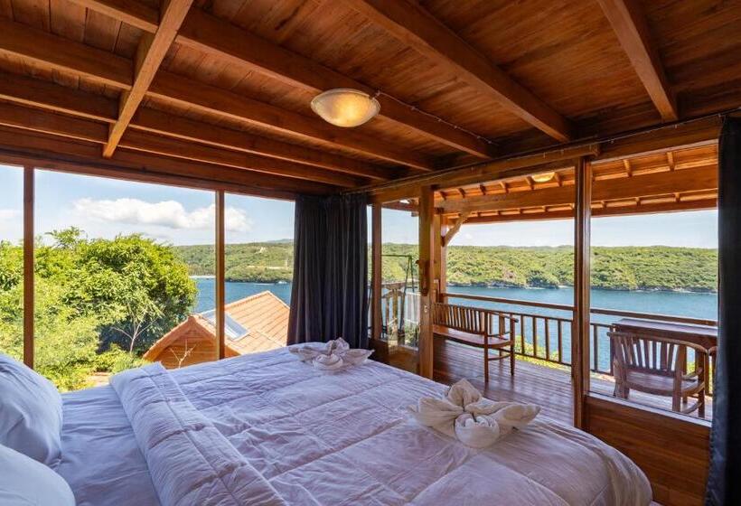 Полулюкс с Бассейном, Butterfly Villas Nusa Ceningan