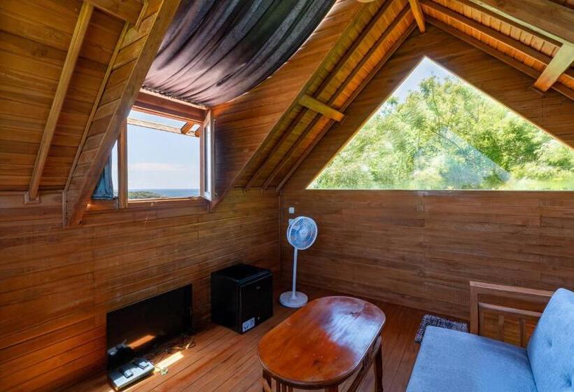Полулюкс с Бассейном, Butterfly Villas Nusa Ceningan