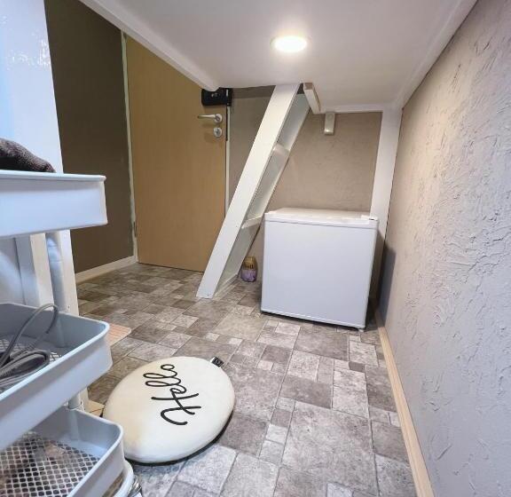 Quarto Economy Individual, 誠家　makoto Hostel