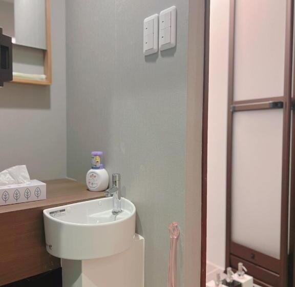 Quarto Estandar Individual, 誠家　makoto Hostel