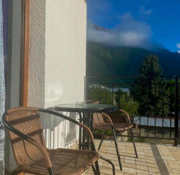 اتاق استاندارد, Mood Hotel Kazbegi