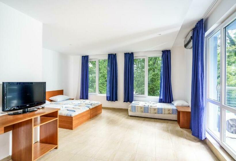 Трехместный Номер Deluxe, Park 2