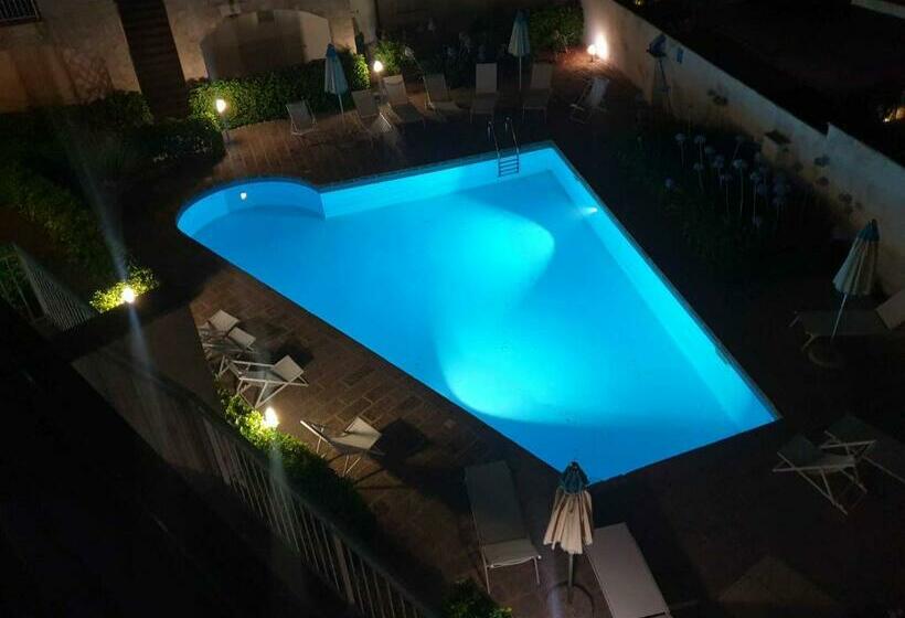 آپارتمان 1 خوابه با چشم‌انداز استخر, Le Piscine Relax