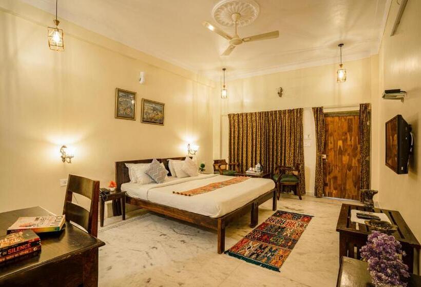 豪华房间, Tripli Hotels Shiv Villas