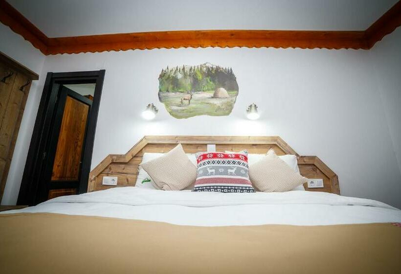 Quarto Deluxe com Sacada, Colț De Austria