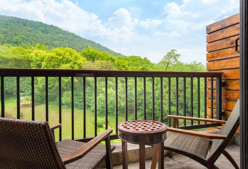 Люкс Вид на Горы, Holiday Inn Resort Chaohu Hot Spring, An Ihg