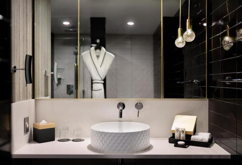 Номер Superior Вид на Сад, Sofitel Wellington