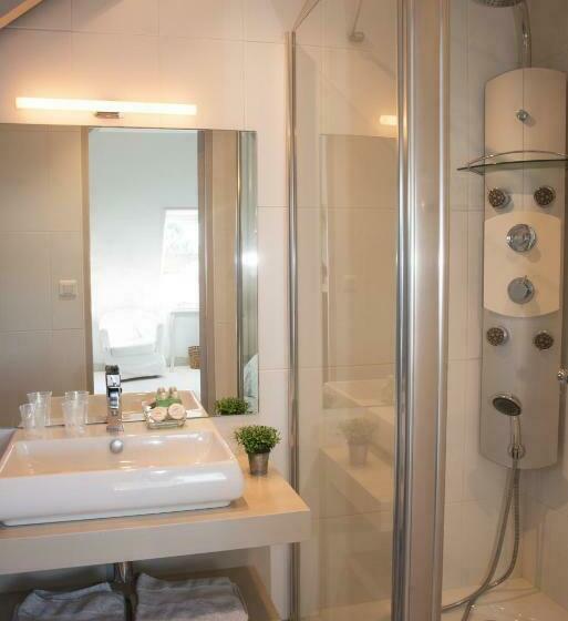 اتاق استاندارد با چشم‌انداز دریا, Villa Flore Chambres D Hotes