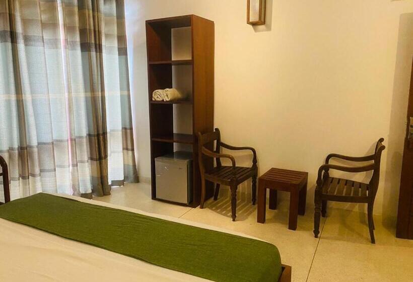 اتاق لوکس سه تخته, Bienvenido Beach