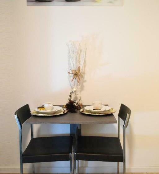 استودیوی استاندارد, Cirić Apartmani