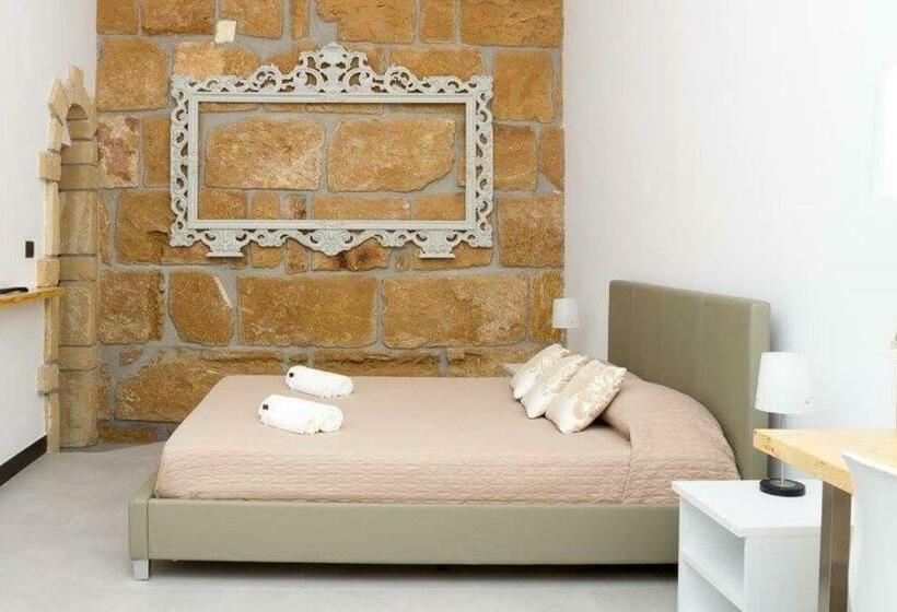 اتاق استاندارد سه تخته با بالکن, Arenaria B&b