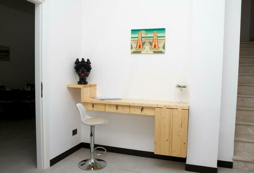 اتاق استاندارد سه تخته با بالکن, Arenaria B&b