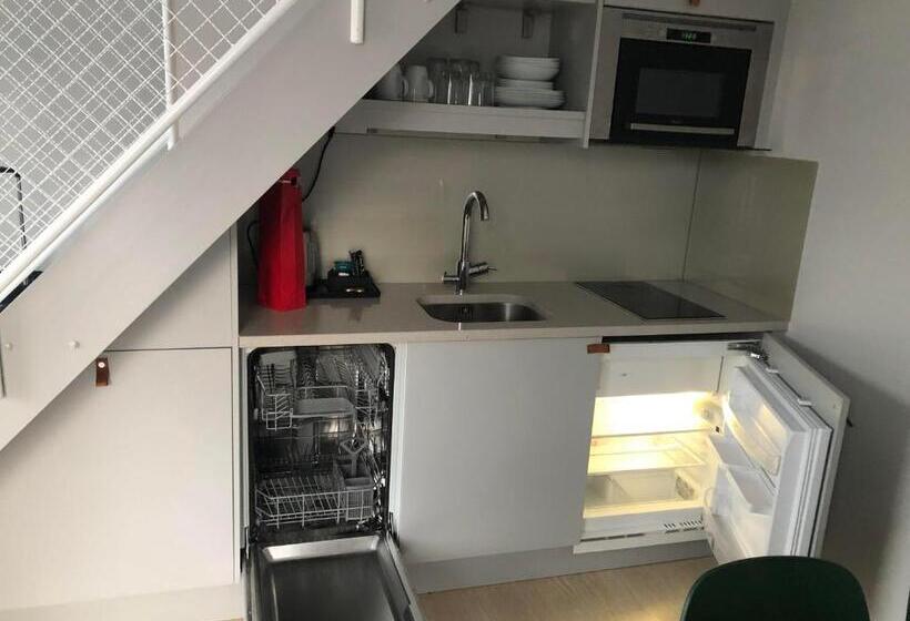 اتاق دوبلکس, Avanti Apartment