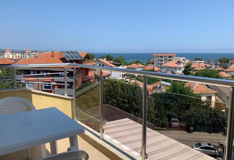 Студия Стандарт Вид на Море, Guest House “olesya”