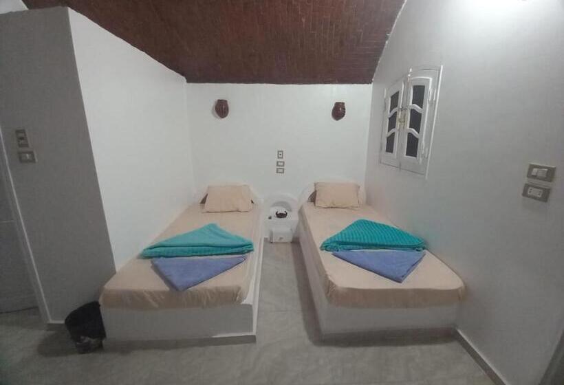 اتاق لوکس با چشم‌انداز دریا, Kafana Guest House Nile View
