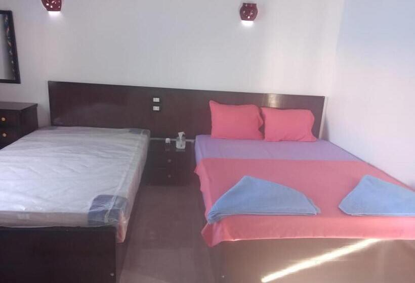 Triple Room Sea View, Kafana Guest House Nile View