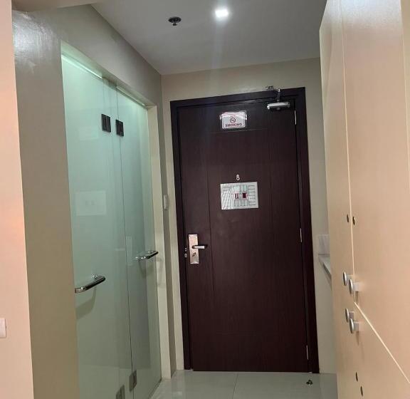اتاق اکونومی, G Square Residences