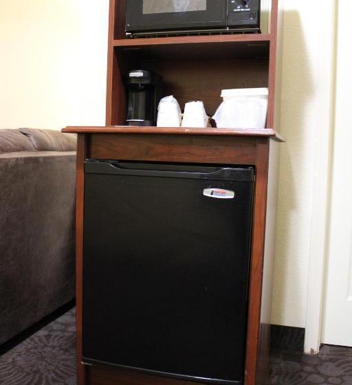 Полулюкс, Candlelight Inn & Suites Hwy 69 Near Mcalester