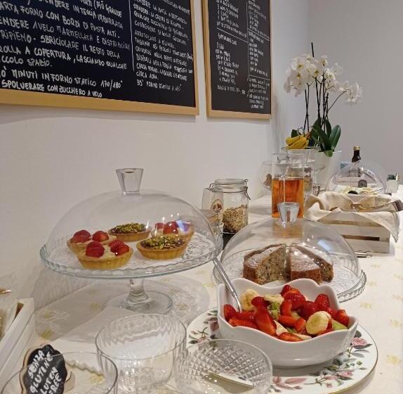 اتاق سوپریور با تخت بزرگ, B&b S. Trinità 18 Suites & Rooms