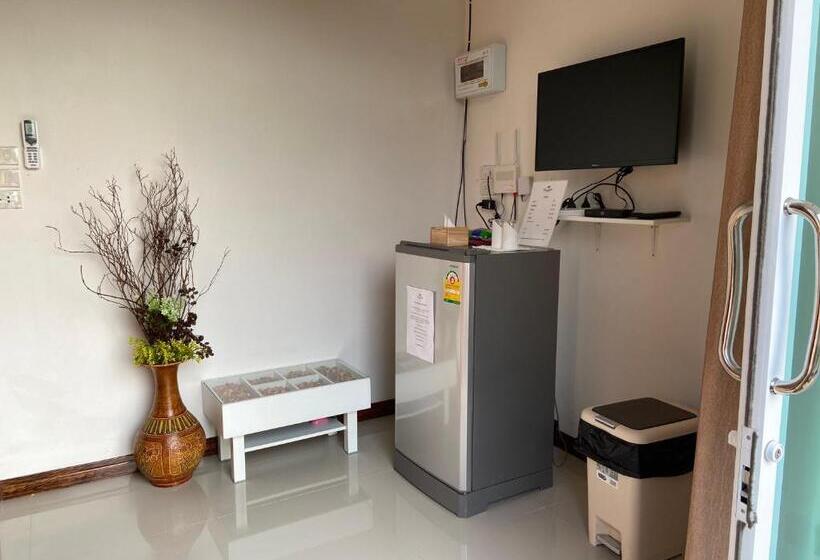 اتاق استاندارد, ร่มปาล์มรีสอร์ท สระบุรี Rompalm Saraburi