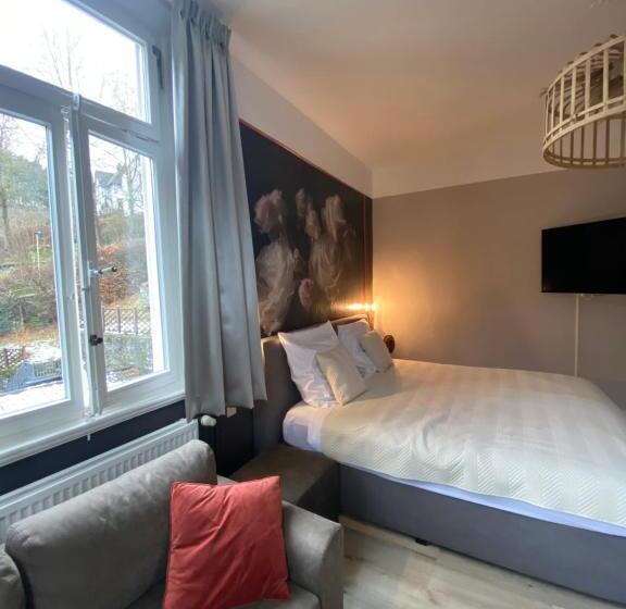 Семейный Номер, Villa Burgau B&b