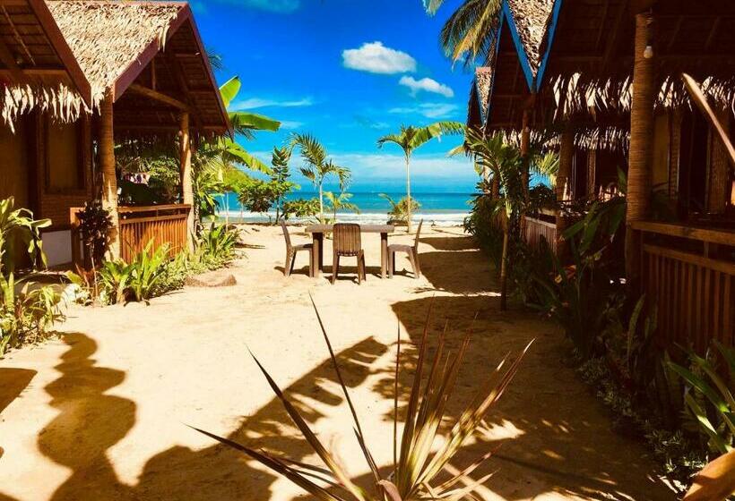Номер Стандард Боковой Вид на Море с Балконом, Zhaya S Beach & Cottages