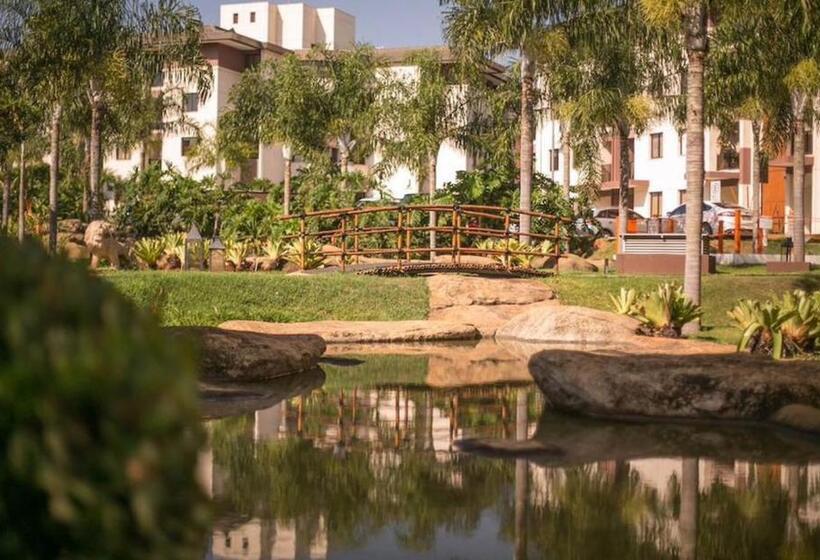 带1个卧室带花园景观的公寓, Life Resort   Flat Aconchegante
