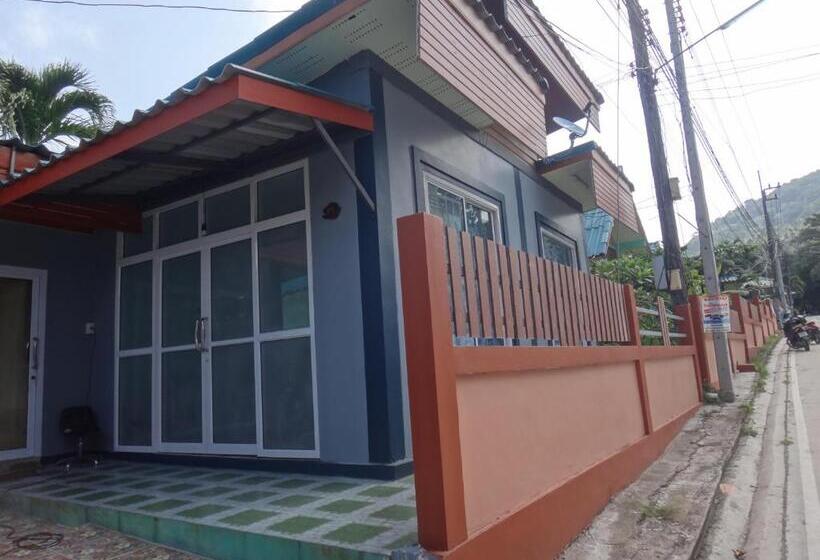 Номер Стандарт Трехместный, P Un House