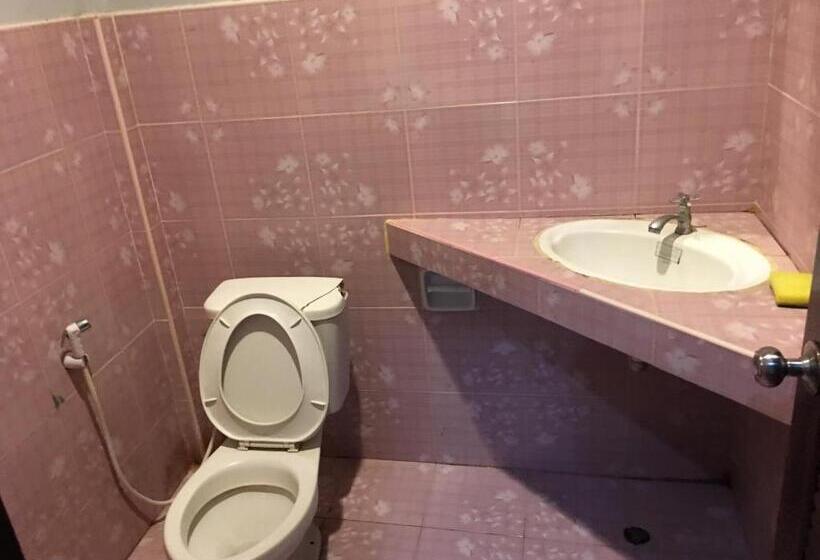 Номер Стандарт Трехместный, P Un House