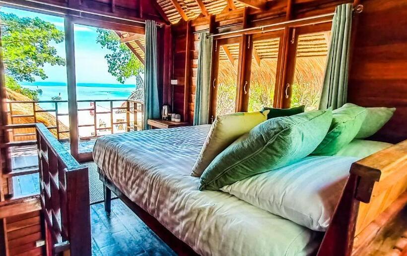 Семейный Номер Вид на Море, Forra Pattaya Beach Front Bungalow