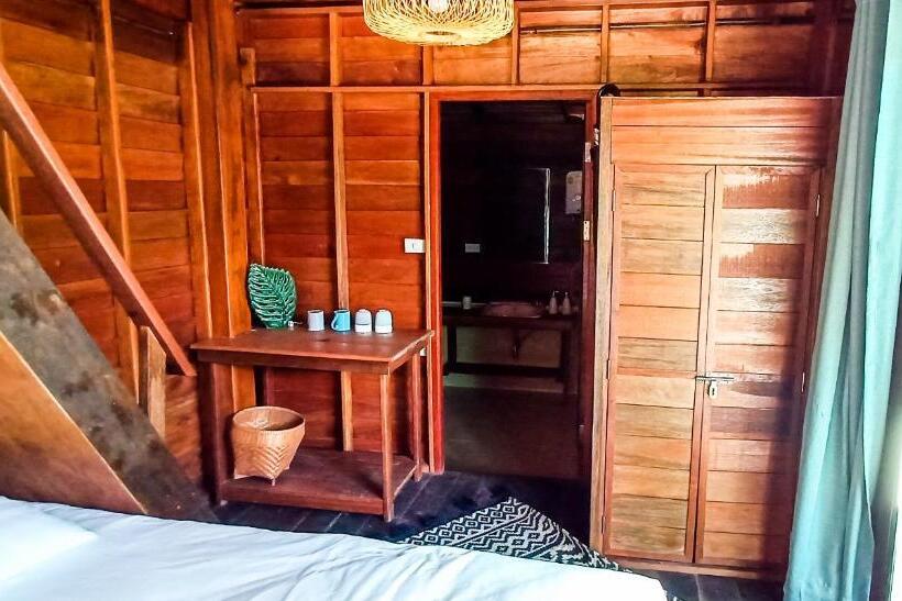 Семейный Номер Вид на Море, Forra Pattaya Beach Front Bungalow