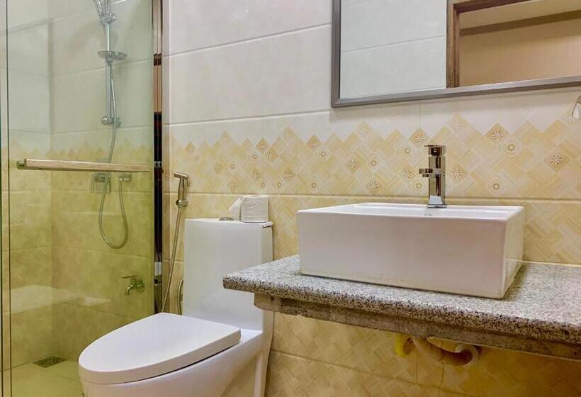 اتاق لوکس, Endhaa, Divers Home