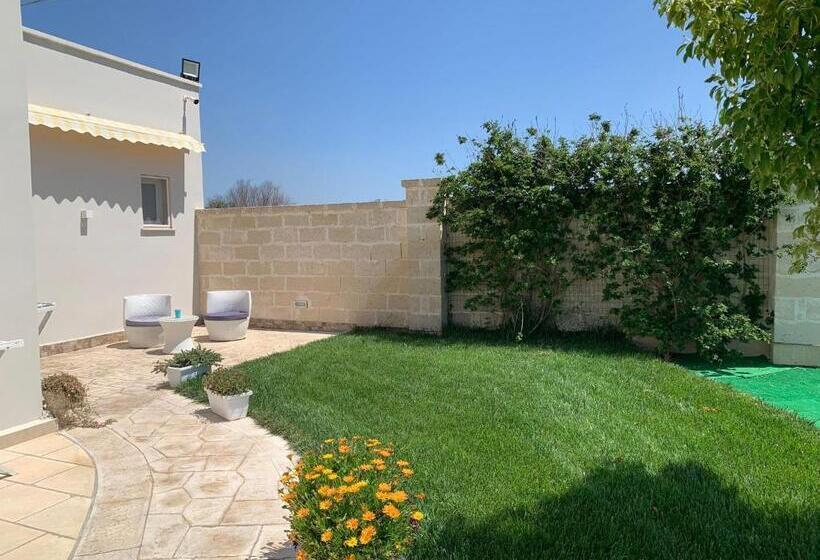 اتاق استاندارد سه نفره, B&b Stella Salento Karin