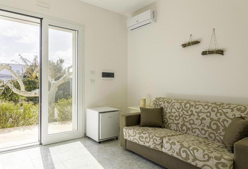 Номер Стандарт Адаптированный для Инвалидов, Salentospita Guest Rooms