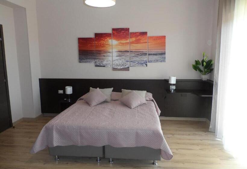 اتاق استاندارد با بالکن, Bellavista B&b