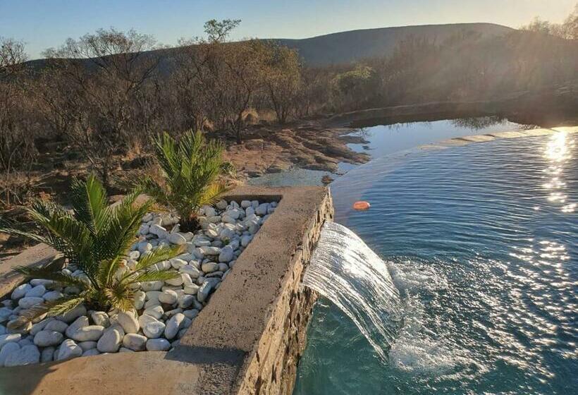 خانه 1 خوابه, Tholo Private Game Lodge