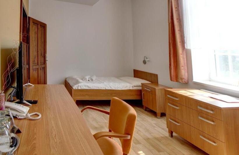 اتاق استاندارد برای معلولان, Penzion Tillerova Vila