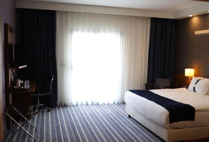 Номер Стандарт, Holiday Inn Express Manisa West, An Ihg
