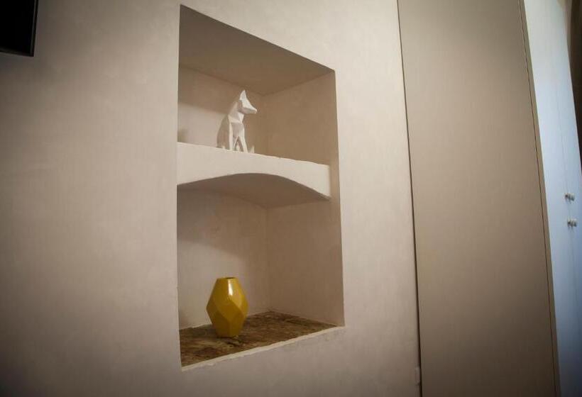 스탠다드 룸, Il Paradiso A Claustro Inferno
